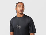 !LATERAL PEAK SS T BLK