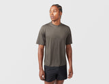 !LATERAL PEAK SS T OLIVE
