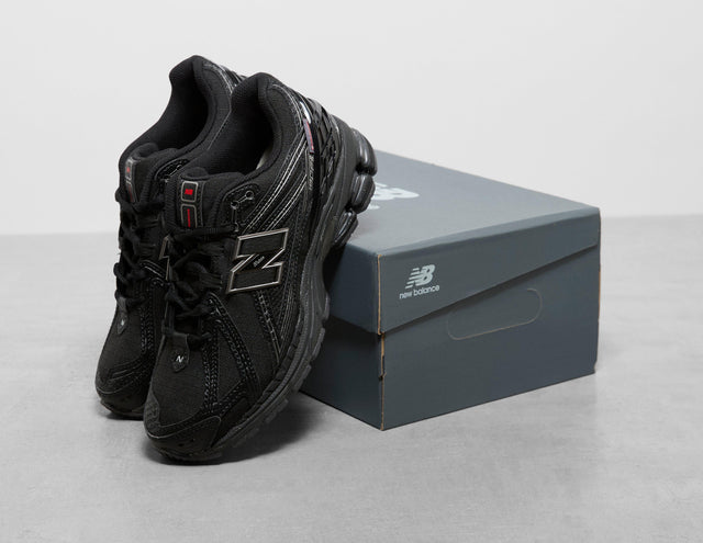 1906 WP BLK/GRY/BLK