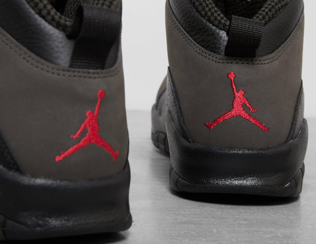Air 10 Retro