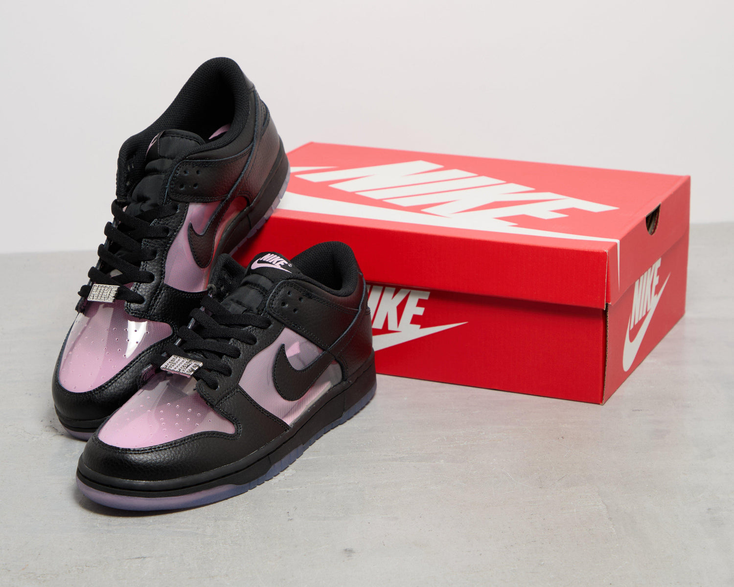 Black Nike Dunk Low - Main Image