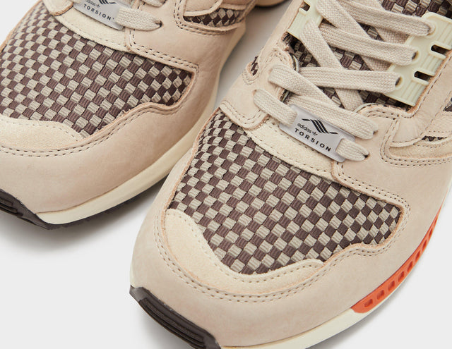 ZX 8000