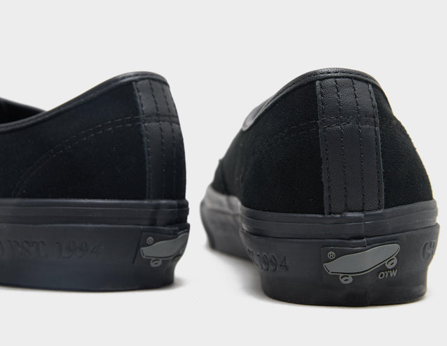x Neighborhood OTW Authentic 44