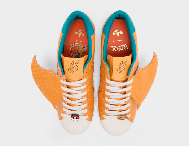 x Pokémon Superstar Vintage 'Charizard'