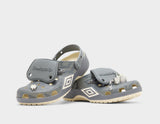 x Umbro Classic Clog