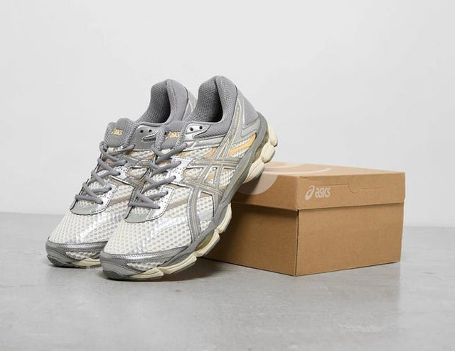 GEL - CUMULUS 16 - Men's Footwear