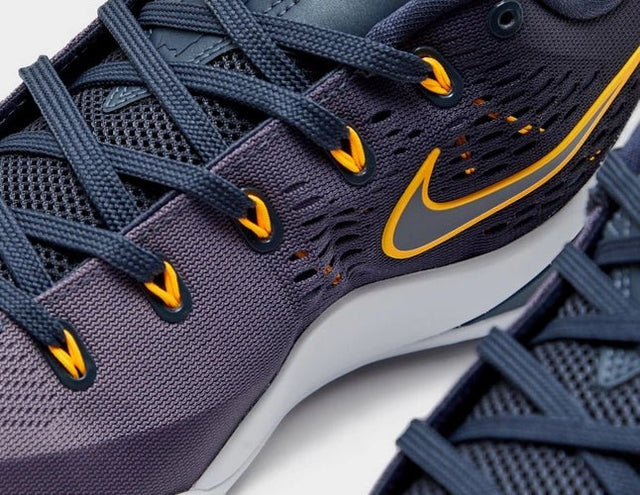 Kobe 9 Low Protro - Men's Footwear