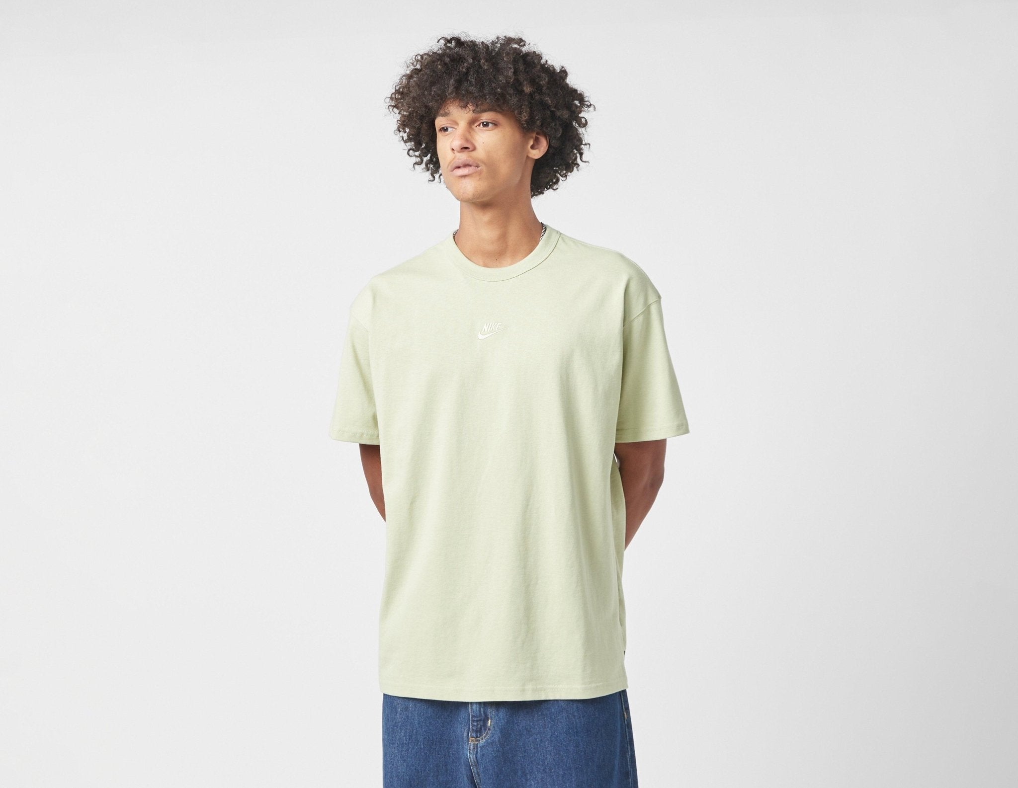 nike nrg essentials t shirt