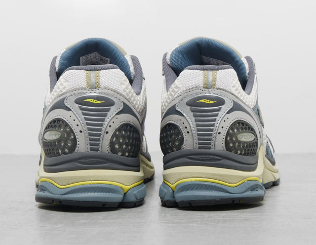 Progrid Triumph 4 - Men's Footwear