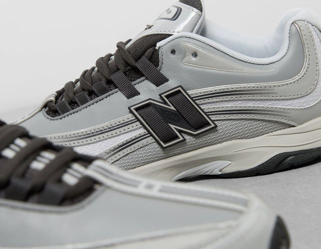 RC56 - Men's Footwear