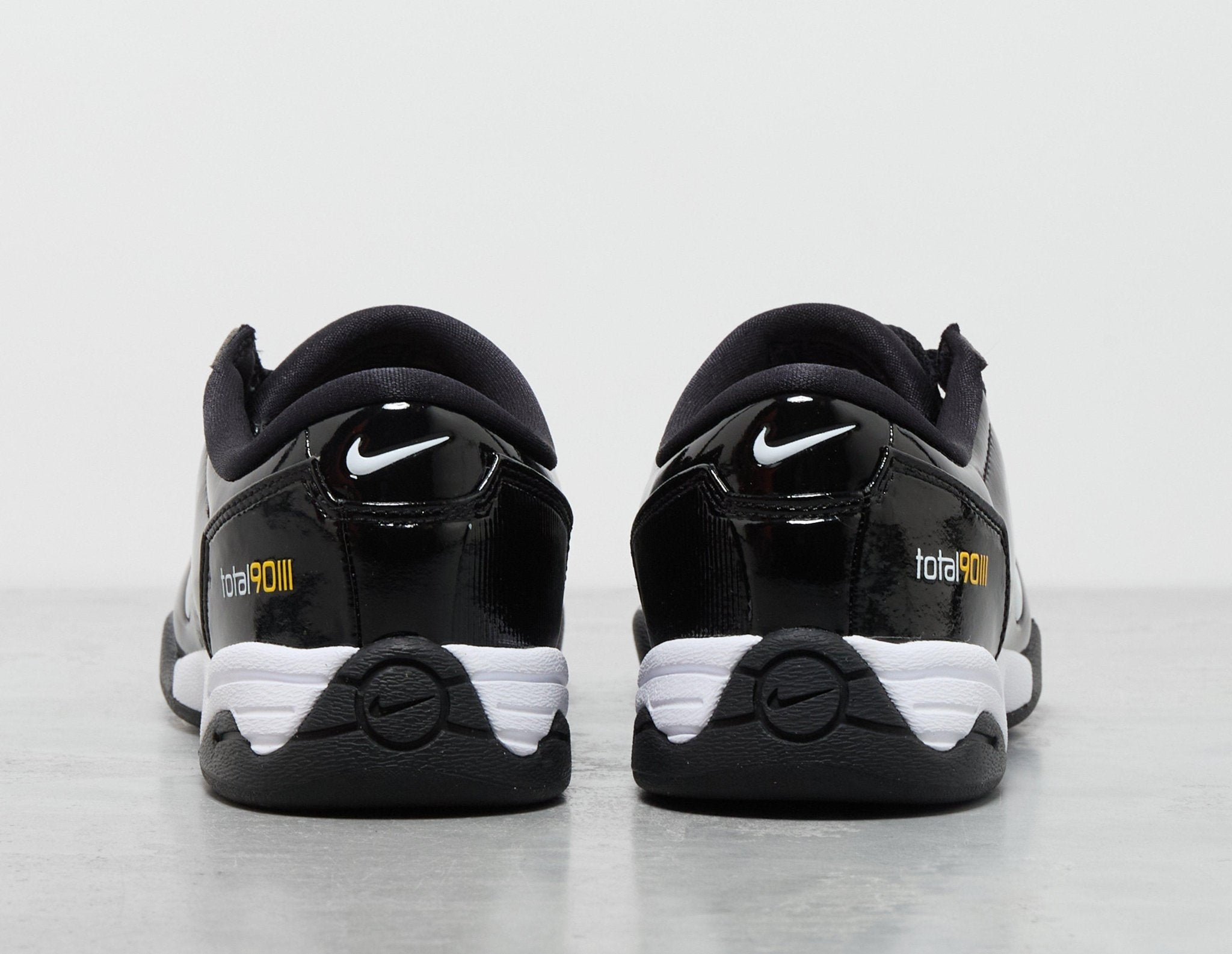 Black Nike Total 90 Women's