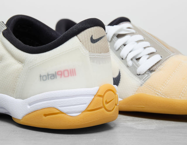 Total 90 Women's - Women's Footwear