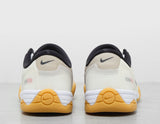 Total 90 Women's - Women's Footwear