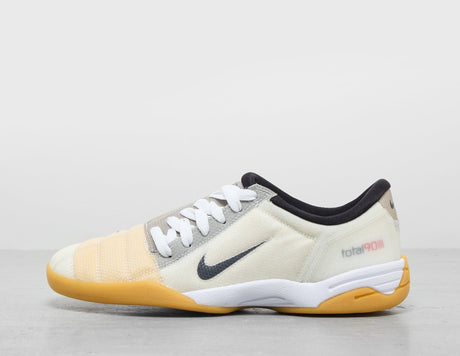 Total 90 Women's - Women's Footwear