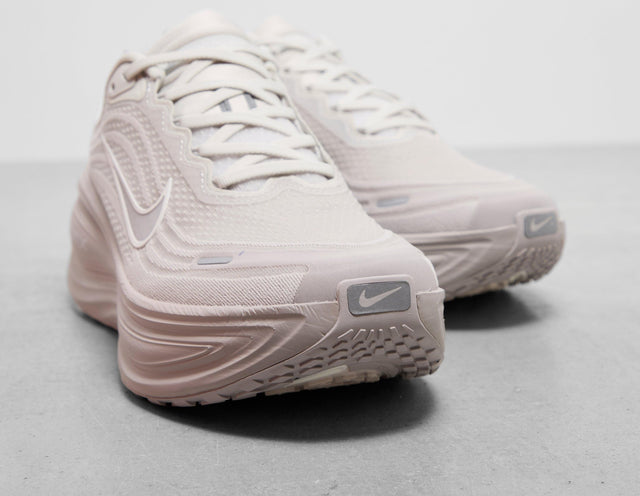 Vomero Plus - Men's Footwear