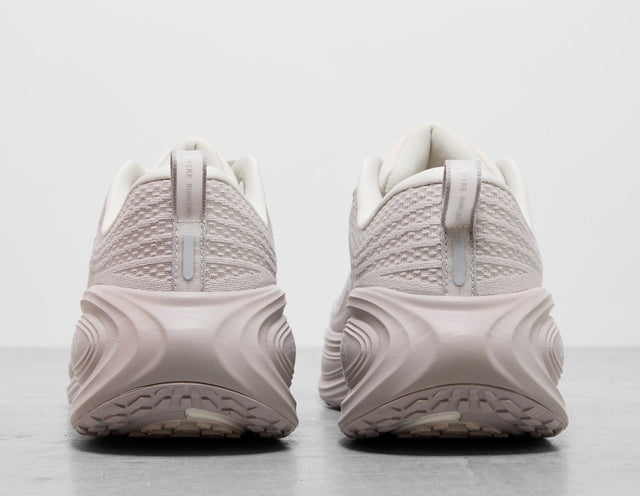 Vomero Plus - Men's Footwear