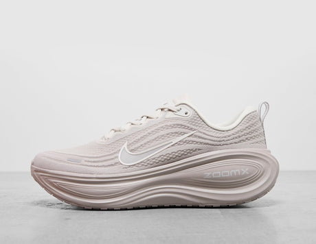 Vomero Plus - Men's Footwear