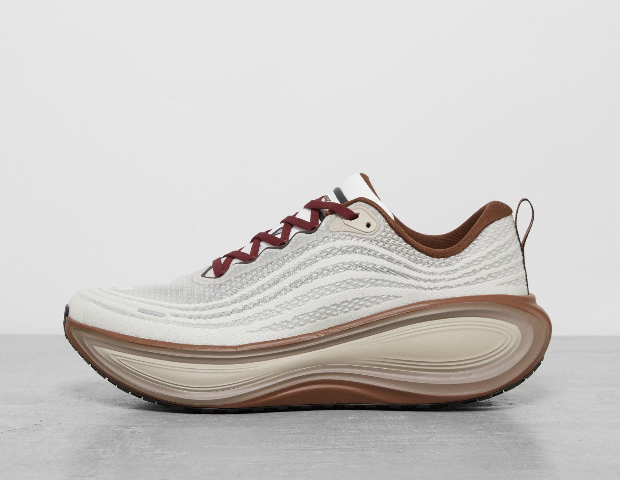 Ecru Tint Nike Vomero Plus | Footpatrol