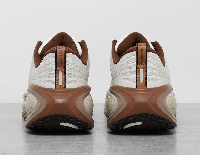 Vomero Plus - Men's Footwear