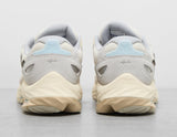 x BSTN Wave Rider Beta GORE - TEX - Men's Footwear